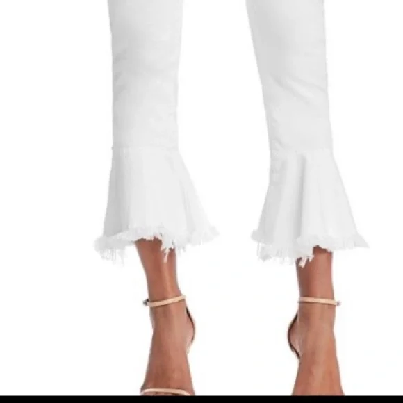 BLANK NYC White Ruffled Flared Hem Crop Length Jeans NWOT - Picture 2 of 12